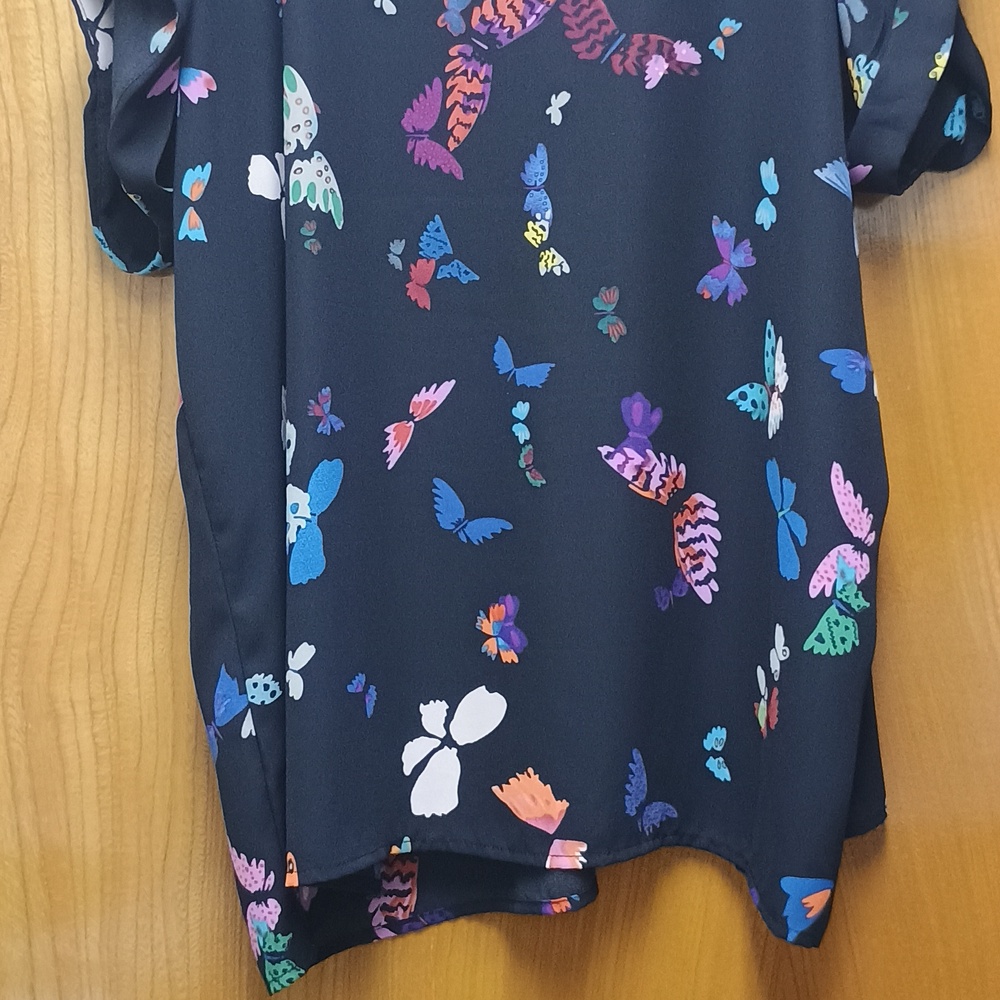 Cold Shoulder Butterfly Blouse - Picture 4 of 7